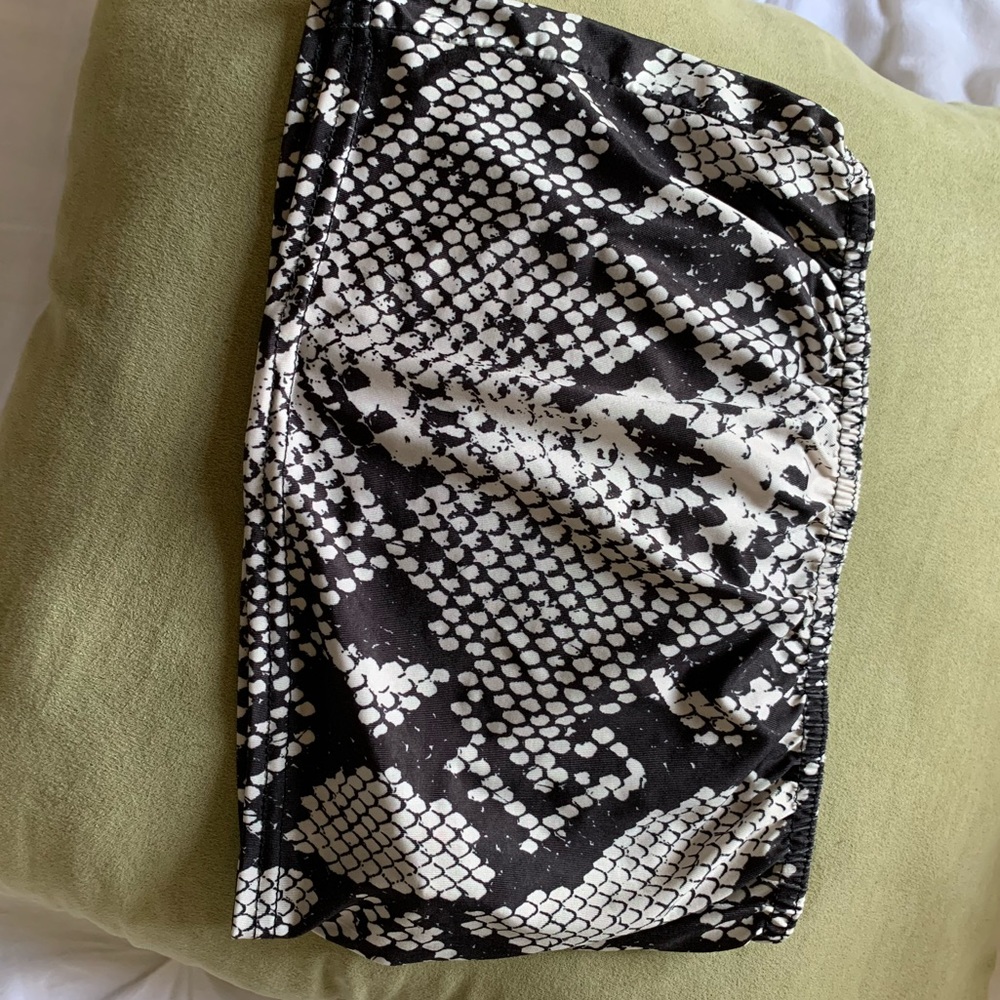 Snakeskin Bandu